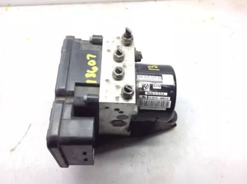 Bomba/Módulo ABS OEM usada para 2013-2015 Volkswagen Passat