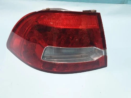 Conjunto de faro/calavera trasero izquierdo Kia 2009 OEM 92401 2G600