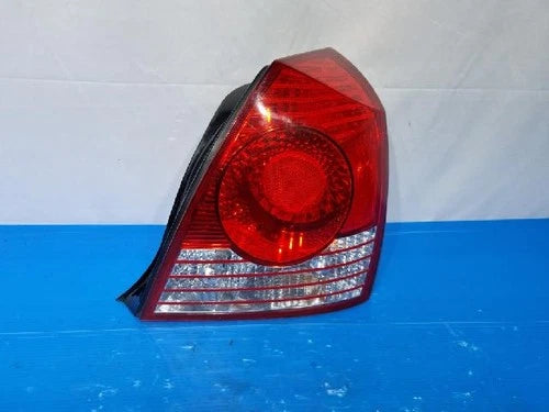 Conjunto de faro/calavera trasero derecho combinado OEM 92402 2D500 para Hyundai Elantra 2005