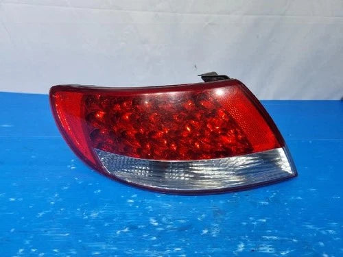 Left rear tail light assembly compatible with Hyundai Azera 2007, genuine OEM replacement part 92401 3L001