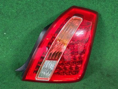 Right rear combination tail light Kia Amanti 2006 OEM 924023F500