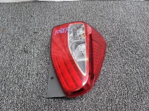 Right rear combination tail light assembly OEM 92402 A3100 compatible with Kia Ray 2013
