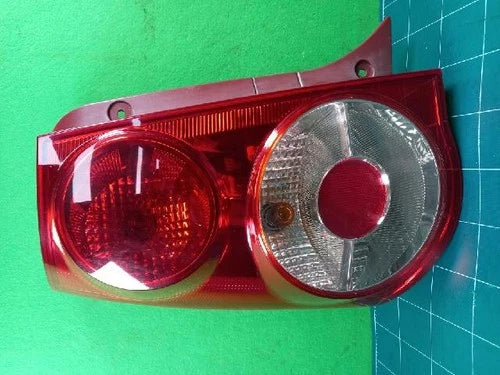 Left rear combination tail light compatible with Kia Picanto 2011, genuine OEM replacement part 92401 07600