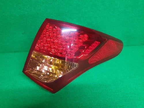 Right outer rear tail light assembly compatible with Hyundai Veracruz 2010, OEM 92402 3J100