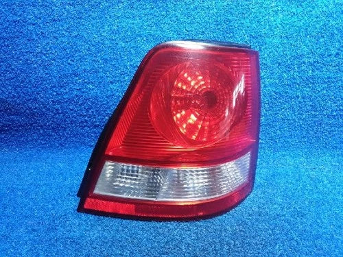 Left rear tail light assembly compatible with Kia Sorento 2002, genuine OEM replacement part 92401 3E000