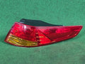 Right rear tail light assembly compatible with Kia K5 2013, genuine OEM replacement part 924022T000