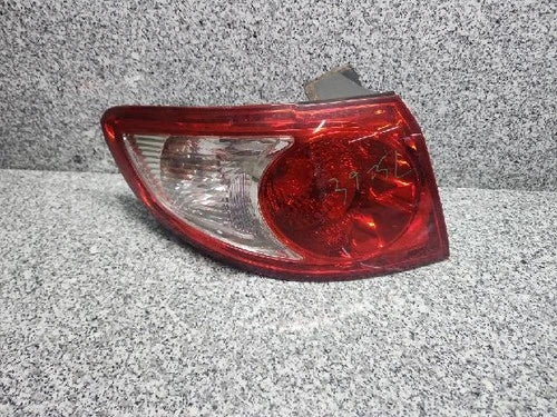 Left rear tail light assembly (combination) OEM 92401 2B000 compatible with Hyundai Santa Fe 2009