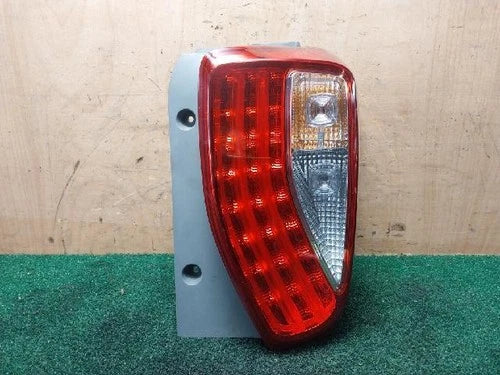 Right rear combination tail light assembly OEM 92402-A31 compatible with Kia Ray 2013