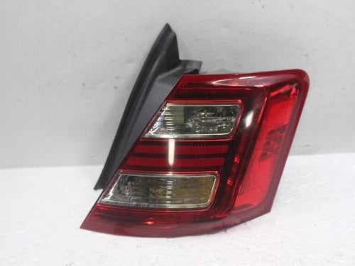 Right rear tail light assembly compatible with Ford USED TAURUS 2014, genuine OEM replacement part DG13-13B504-A