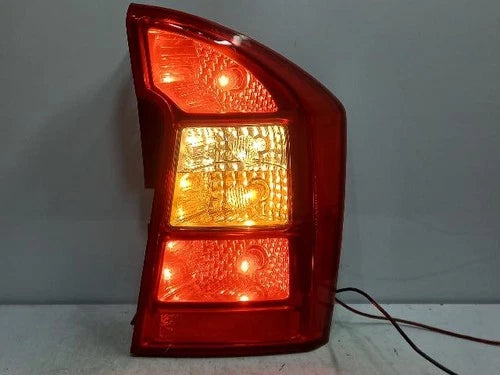 Right rear tail light assembly compatible with Kia Carens 2008, genuine OEM replacement part 924021D000