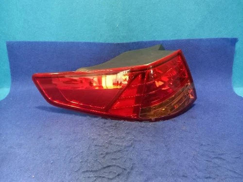 Left rear combination tail light assembly compatible with Kia K5 2013, genuine OEM replacement part 92401 2T000