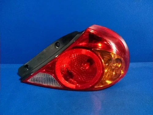 Right rear combination tail light assembly compatible with Kia Spectra 2003, genuine OEM replacement part 0K2N151150A